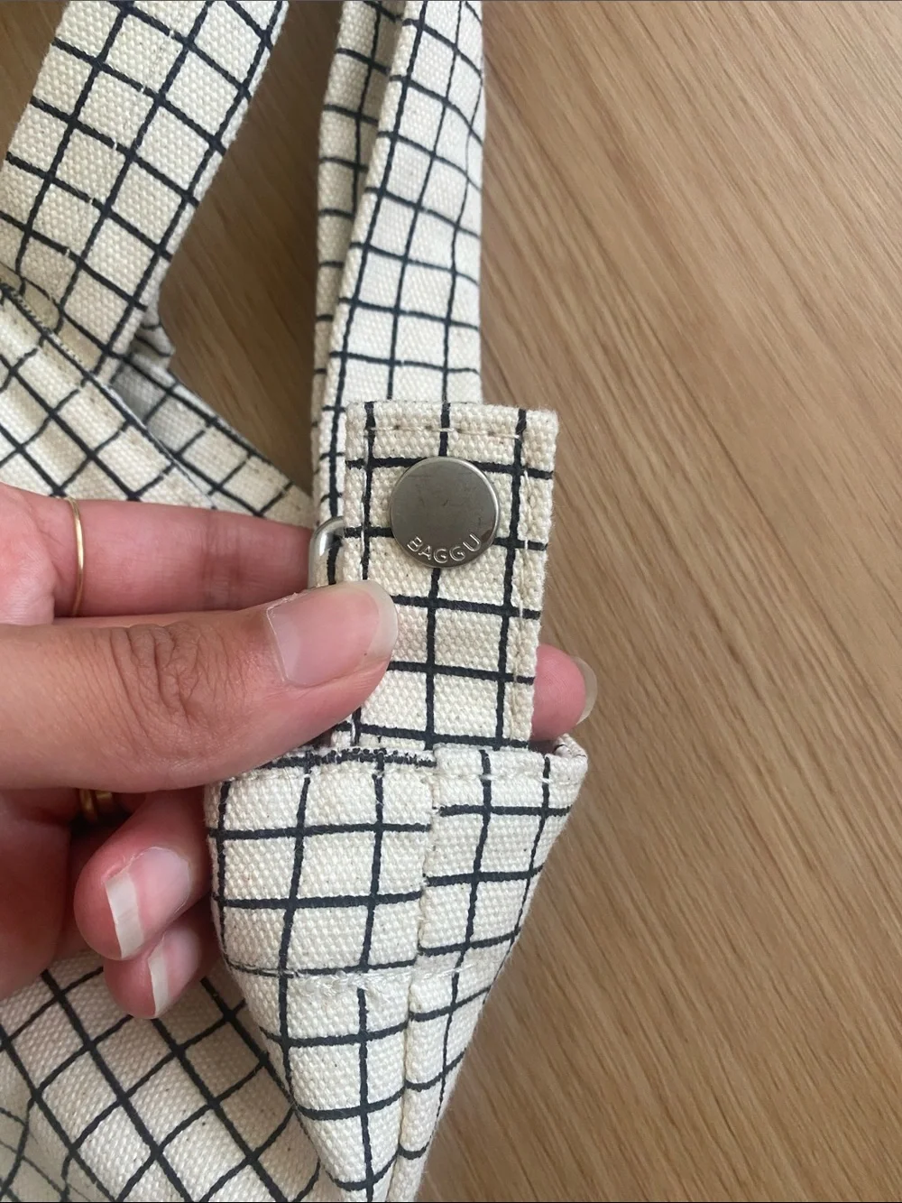 BAGGU Natural Grid Horizontal Zip Duck Bag Preppy Plaid Travel Laptop Tote